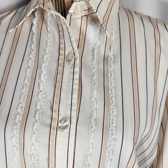 Russ Off-White w/ Stripes & Lace Button Down Top Size 10 - Picture 2 of 10